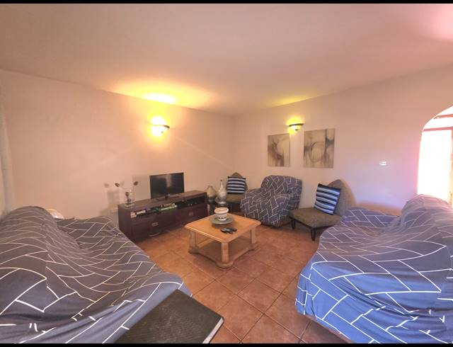 3 BEDROOM APARTMENT FOR SALE IN UMHLANGA CENTRAL